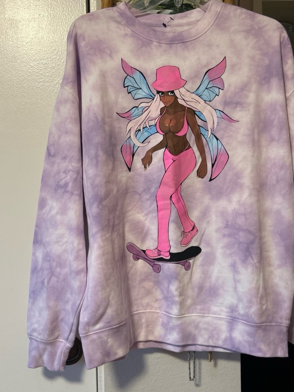 Tie-Dye Lilac Crewneck Sweatshirt with Pink Graphic